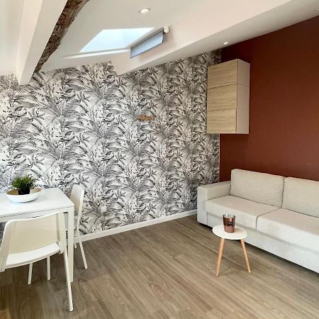 Appartement Lise - Port & Halles, Depart Ferry Toulon Exterior foto
