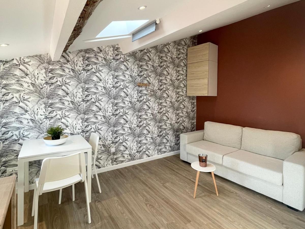 Appartement Lise - Port & Halles, Depart Ferry Toulon Exterior foto